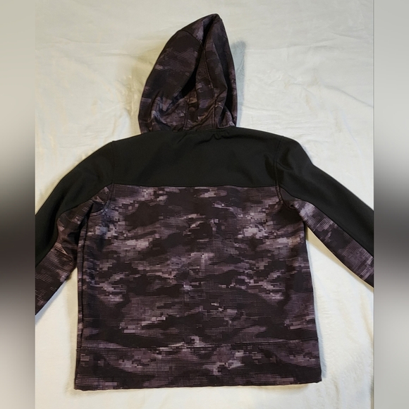 Snozu Boys Black Dot Camouflage Jacket, Size Large, EUC - Picture 2 of 7